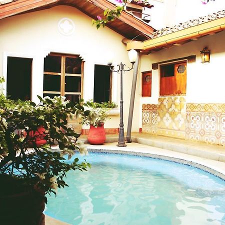 Hostal Sonati León Kültér fotó