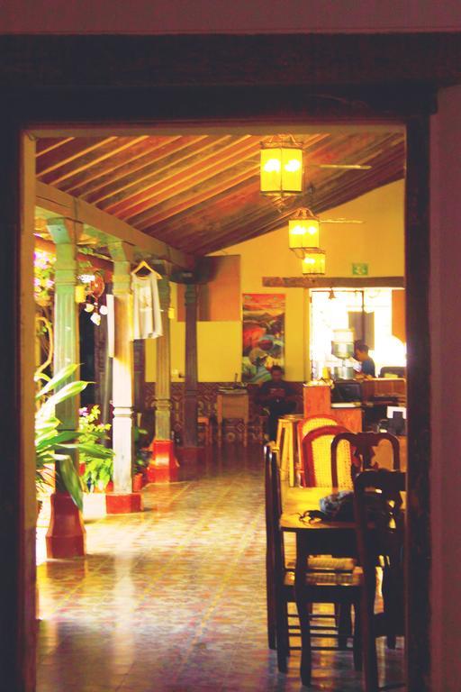 Hostal Sonati León Kültér fotó