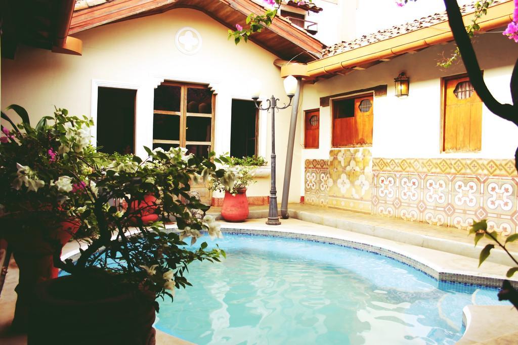 Hostal Sonati León Kültér fotó
