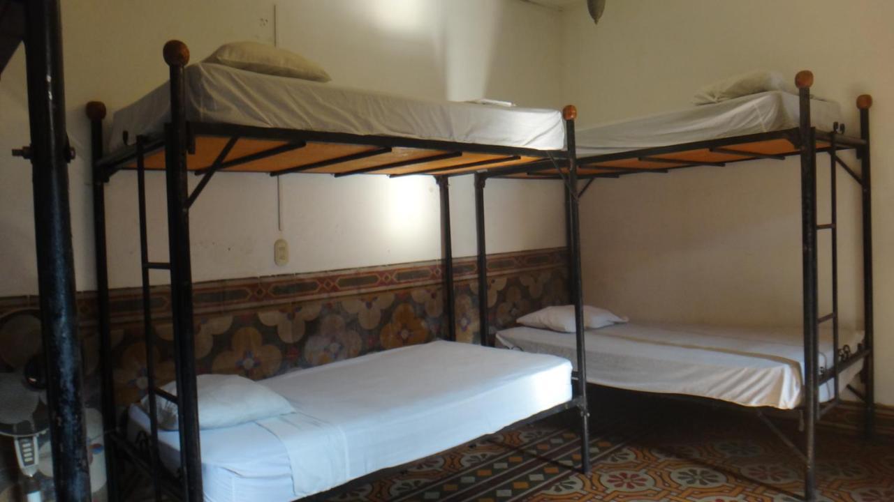 Hostal Sonati León Kültér fotó